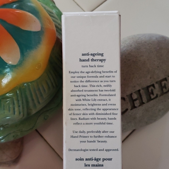 Crabtree & Evelyn Anti Aging Hand Therapy - Picture 4 of 6